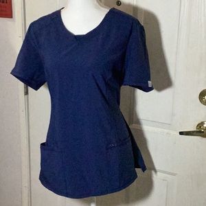Infinity women’s large scrub top navy New w/o tags
